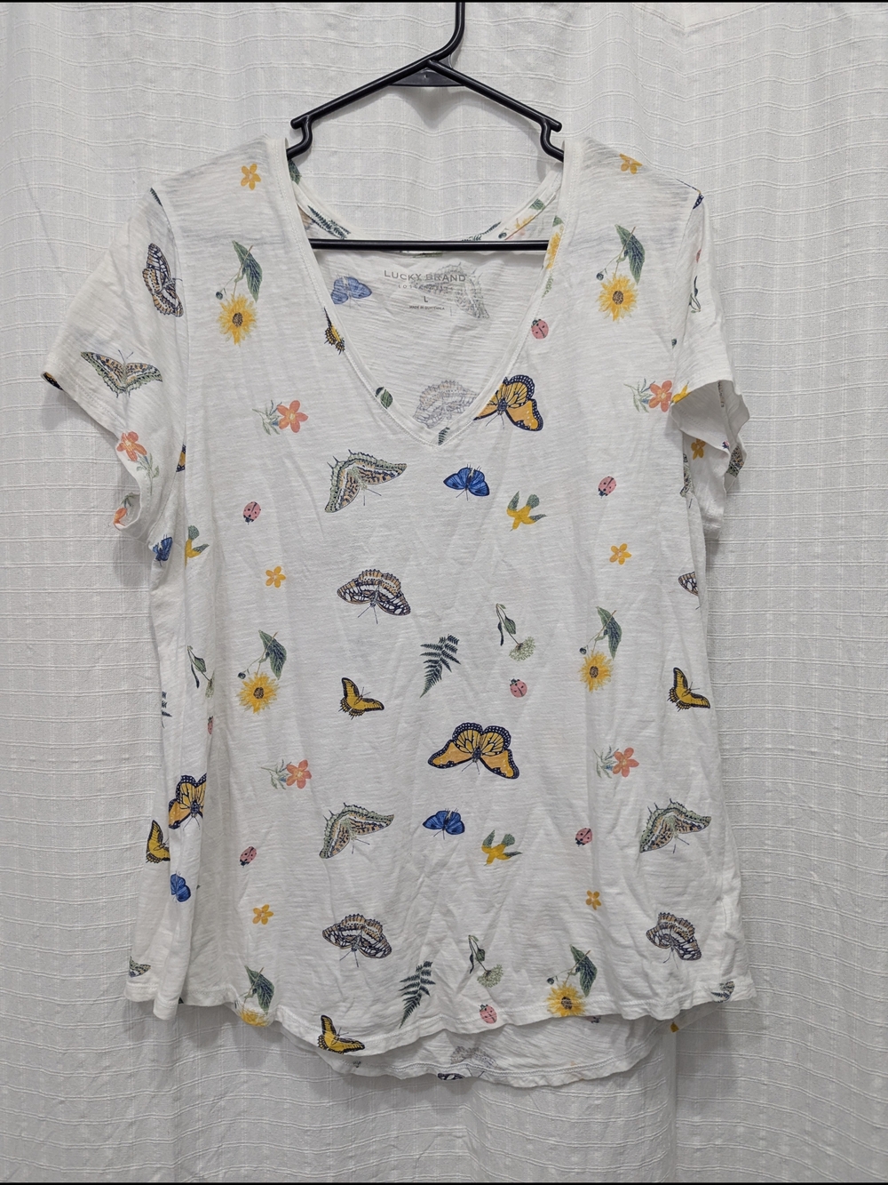 Lucky Brand White Floral & Butterfly V-Neck Tee